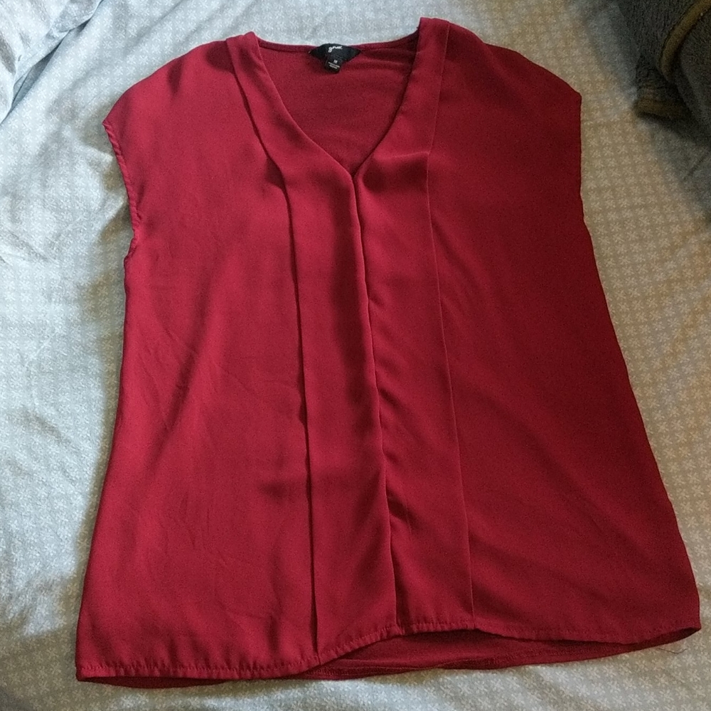 Red sleeveless blouse - so soft!